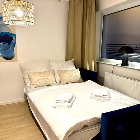 Stylisches 2-Zimmer Ambient Apartment In Alsternaehe Mit Kingsize-Bett & Schlafsofa Hamburg Exterior photo