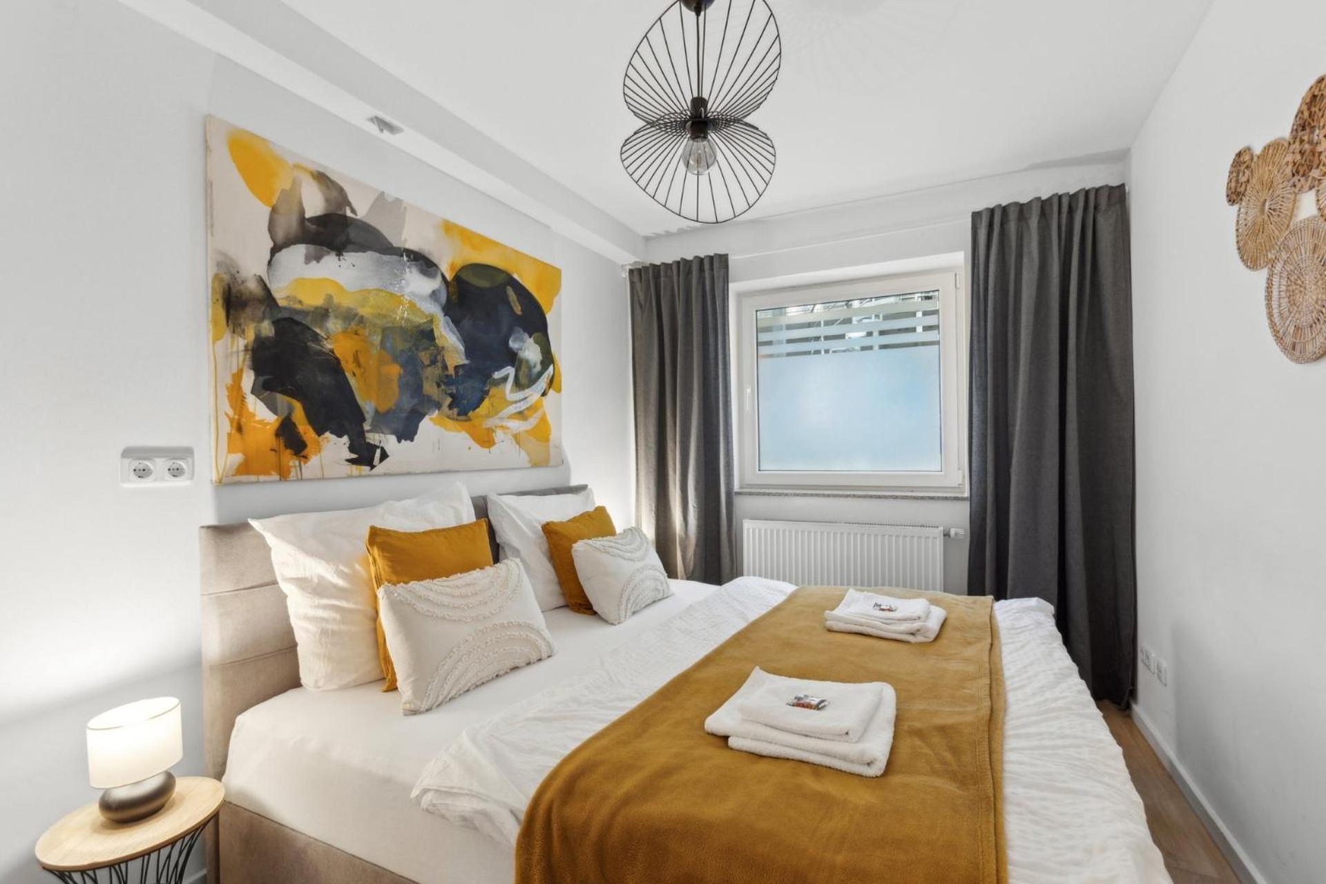 Stylisches 2-Zimmer Ambient Apartment In Alsternaehe Mit Kingsize-Bett & Schlafsofa Hamburg Exterior photo